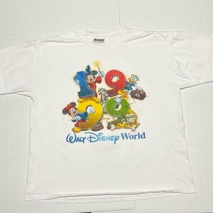 Vintage Walt Disney World 1999 White T Shirt Size XL Mickey Made In USA 90s